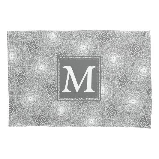 Monogram grijze cirkels patroon kussensloop (Voorkant)