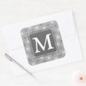 Monogram grijze cirkels patroon vierkante sticker (Envelop)