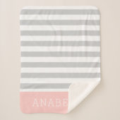 Monogram grijze en roze strepen | bewerkbare kleur sherpa deken (Voorkant)