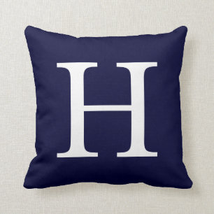 Monogram H op marineblauw Kussen