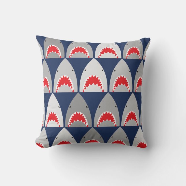 Monogram haaienpatroon kussen (Voorkant)