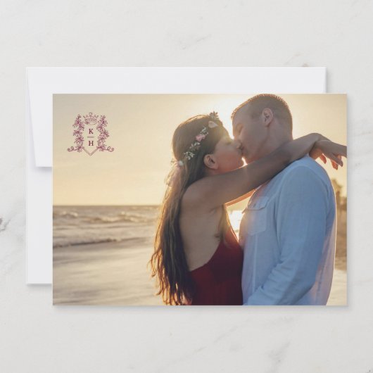 Monogram hart kroonwijn rode perzik bruiloft kaart (Achterkant)