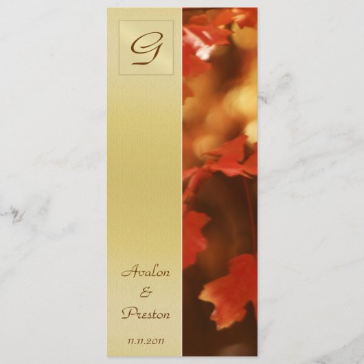 Monogram Herfstblad Huwelijksprogramma Uitnodiging (Voorkant)