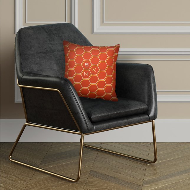 Monogram hexagon patroon oranje geel Manly Kussen (Creator heeft geüpload)