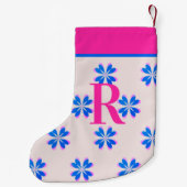 Monogram Hot Pink Blue Retro Flower Kerstmis Kleine Kerstsok (Achterkant)