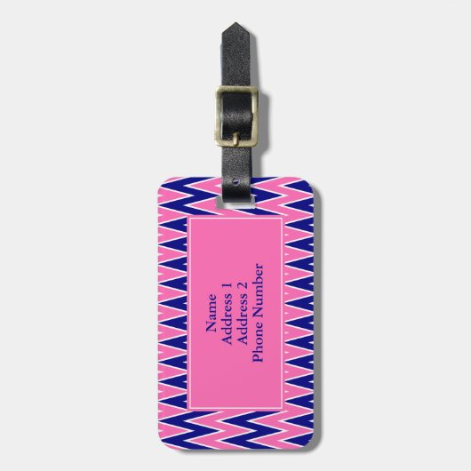 Monogram Hot Pink en Navy Blue Zigzag Pattern Bagagelabel (Voorkant verticaal)