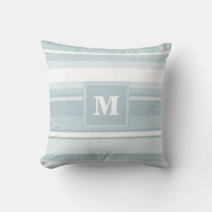 Monogram ijsblauwe strepen kussen