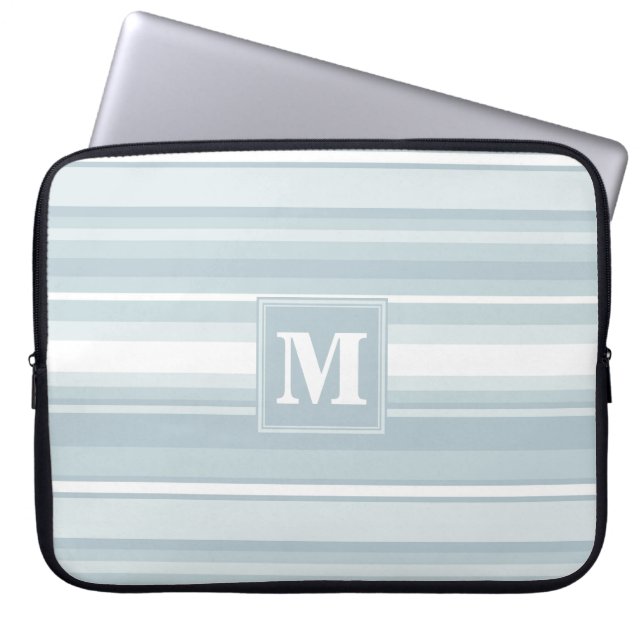 Monogram ijsblauwe strepen laptop sleeve (Voorkant)