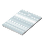 Monogram ijsblauwe strepen notitieblok (Linkerzijde)