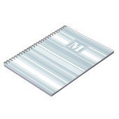 Monogram ijsblauwe strepen notitieboek (Linkerzijde)