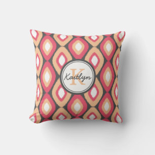 Monogram Ikat Diamonds Pattern Pink Grey Kussen