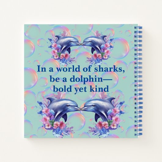 Monogram In Een Wereld Van Haaien, Wees Een Blauwe Notitieboek (Achterkant)