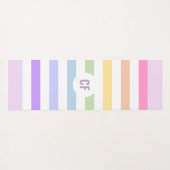 Monogram in witte cirkel pasta regenboogstrips yogamat (Achterkant (horizontaal))