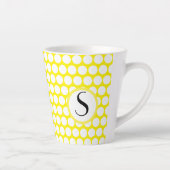 Monogram Initiaal Bright Gele Witte Polka Dots Latte Mok (Rechts)