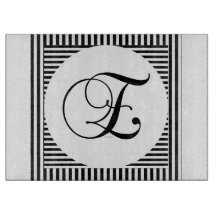 MONOGRAM INITIAAL E