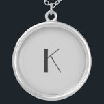 Monogram Initiaal Elegant minimalistisch grijs zwa Zilver Vergulden Ketting<br><div class="desc">Een cadeau voor haar. Een monogrammed initiaal ketting dat elegant is in eenvoud. Zilver of zilver bord,  grijs en zwart. Verander het initiaal om voor uw ontvanger te personaliseren.</div>