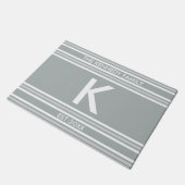 Monogram Initiaal Familienaam Gray White Stripe Deurmat (Schuin)