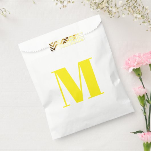 Monogram initiaal geel wit aanpassen bedankzakje (Gezegeld)