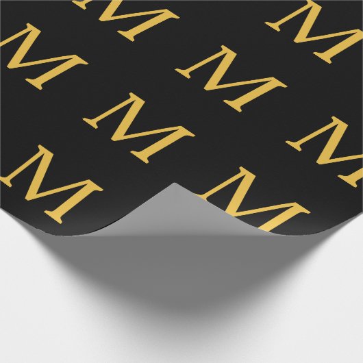 Monogram Initiaal Gold Black Aangepaste naam Parti Cadeaupapier (Hoek)