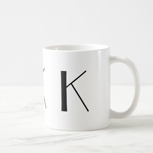 Monogram Initiaal K Zwarte & Witte Moderne KoffieM Koffiemok (Rechts)