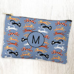 Monogram Initiaal Kitty Cat Gepersonaliseerd Etui<br><div class="desc">Veel mooie kleine katten voor dierenvrienden. Originele kunst van Nic Squirrell. Wijzig het monogram initiaal om het te personaliseren.</div>