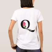 Monogram Initiaal Letter Q in zwart met roze Rose T-shirt (Achterkant)