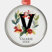 Monogram Initiaal letter V Berry krans kerst Metalen Ornament (Voorkant)