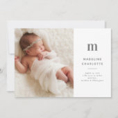 Monogram Initiaal Meisjes Foto geboorteaankondigin Kaart (Voorkant)