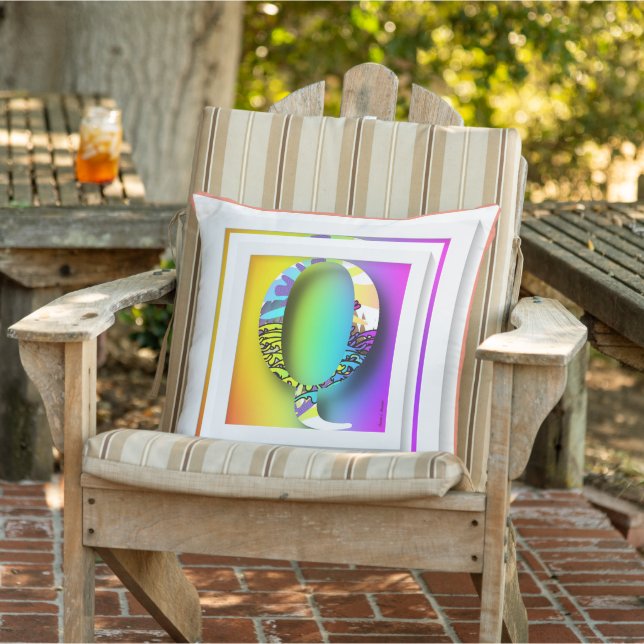 Monogram Initiaal Q Regenboog Buitenkussen (Stoel)