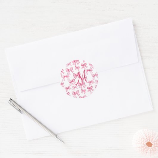 Monogram Initiaal Roze Bow Coquette Esthetische Gi Ronde Sticker (Envelop)