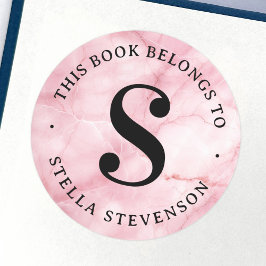 Monogram initiaal roze marmeren bibliotheek boek l ronde sticker