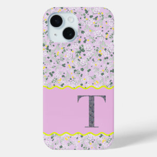 MONOGRAM INITIAAL T LILA KLEINE BLOEMJES iPhone 15 CASE