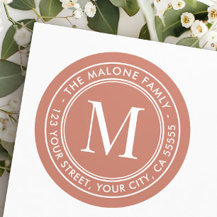 Monogram initiaal terracotta bruin retouradres ronde sticker