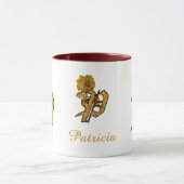 Monogram Initial P Elegant Gold Peony Personalized Mok (Midden)