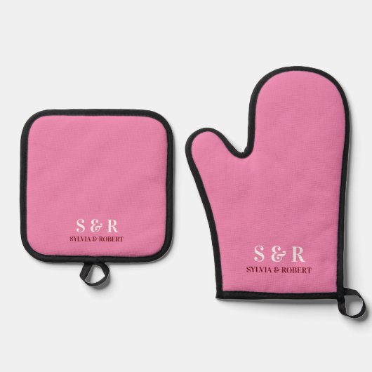 Monogram Initialen Paar Naam Roze Ovenwant & Pannenlap Set (Voorkant)