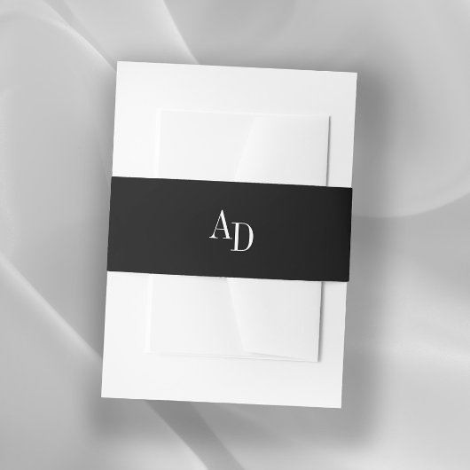 Monogram initials elegant white black wedding uitnodigingen wikkel
