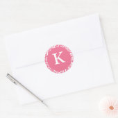 Monogram K Roze Wit Weddenschap Thema Monogrammen  Ronde Sticker (Envelop)