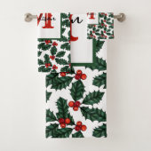 Monogram Kerstkerst Holly Berries Bad Handdoek (Insitu)