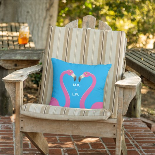 Monogram Kissend Flamingos Blue OutdoorPillow Buitenkussen (Stoel)