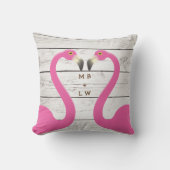 Monogram Kissende Flamingos Outdoor Pillow Buitenkussen (Voorkant)
