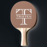 Monogram Klassiek gepersonaliseerd Tafeltennisbatje<br><div class="desc">Dit ontwerp kan op het gebied worden gepersonaliseerd dat door de foto en/of tekst te veranderen wordt verstrekt. Of het kan worden aangepast door te klikken deze Sjabloon personaliseert en dan de klik te kiezen om verdere optie aan te passen en de kleur van de achtergrond te schrappen of te...</div>
