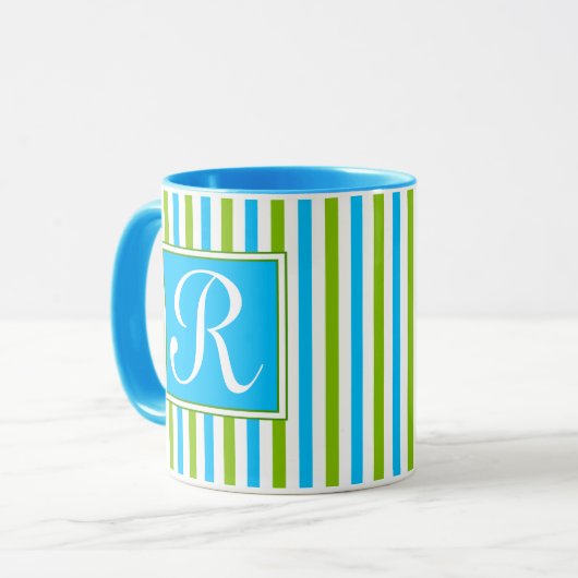 Monogram kleurig blauw en groen strippatroon mok (Voorkant links)