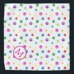 Monogram kleurrijke verf van dieren bandana<br><div class="desc">Show hoeveel je van dieren houdt met deze schattige,  kleurrijke,  gepatterde banaan. Ziet ook geweldige met een zwarte achtergrond. Laat je huisdier er schattig uitzien.</div>