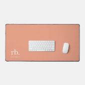 Monogram Koraal Peach Elegant Feminine minimalist Bureaumat (Keyboard & Muis)