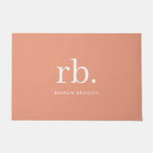 Monogram Koraal Peach Elegant Feminine minimalist Deurmat (Voorkant)