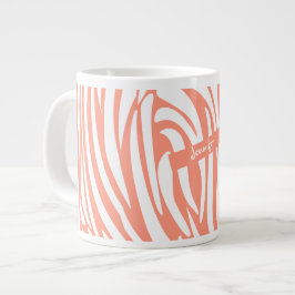 Monogram koraalroze gestreept Zebra Pattern Trendy Grote Koffiekop
