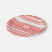 Monogram koraalstrepen papieren bordje (Gekanteld)
