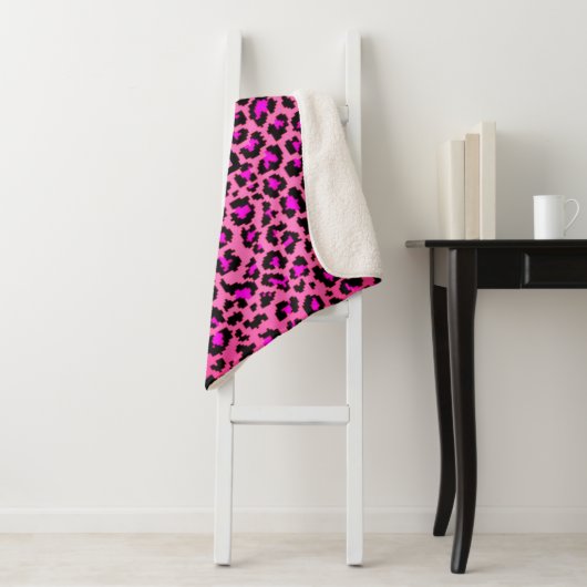 Monogram Leopard Print Initiaal Elegant Animal Roz Sherpa Deken (In situ)