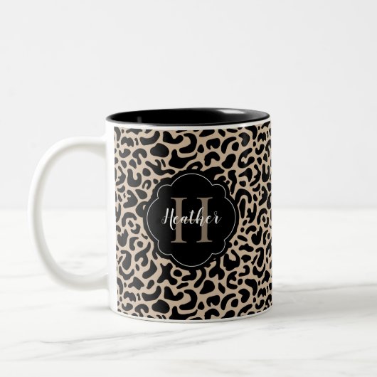 Monogram Leopard Print Tweekleurige Koffiemok (Links)