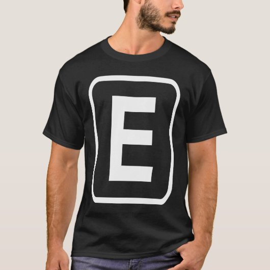 Monogram Letter E Initial Alphabet Monogrammed Wom T-shirt (Voorkant)